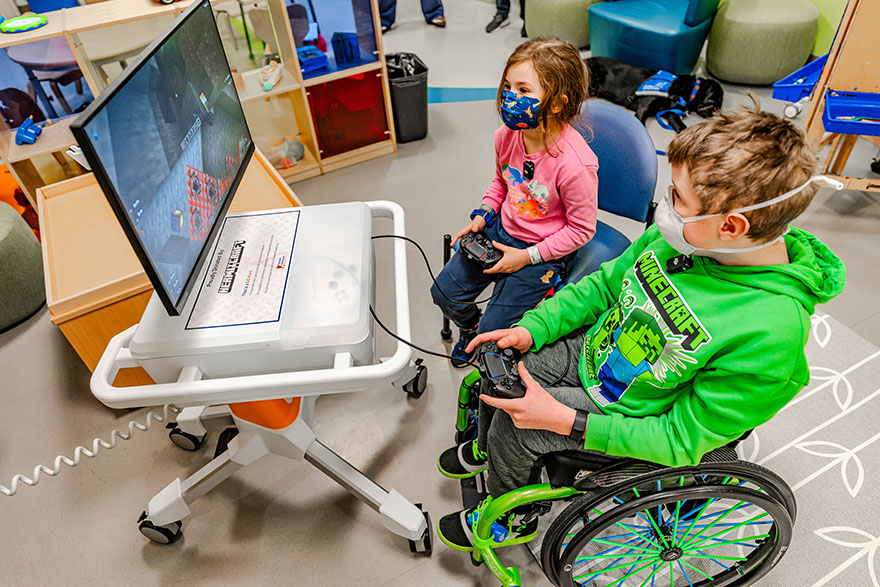 Seattle Children's Patients explore a private, secure and hospital-supported Minecraft server