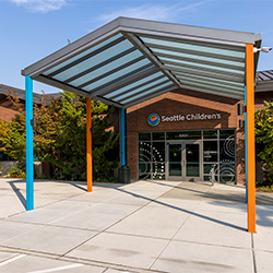 Seattle Children’s Magnuson building exterior